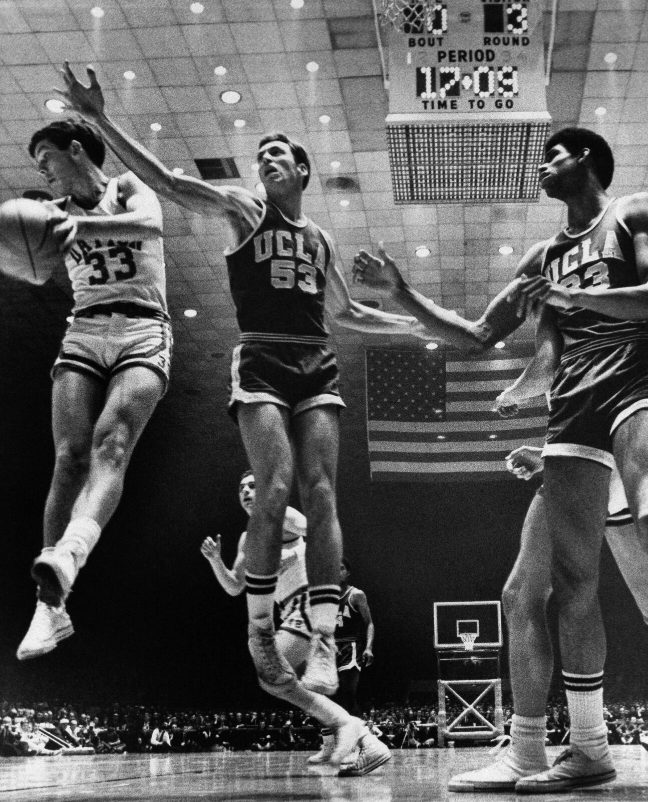 1967: Lew Alcindor leads UCLA over Dayton for NCAA championship